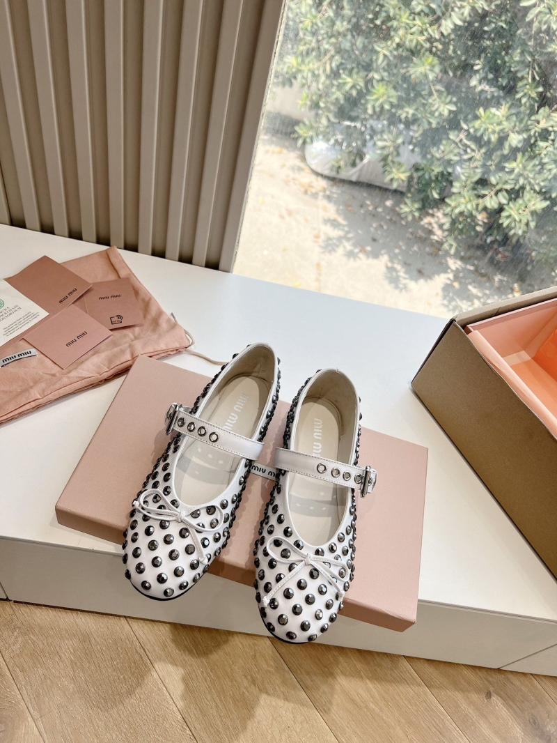 Miu Miu flat shoes